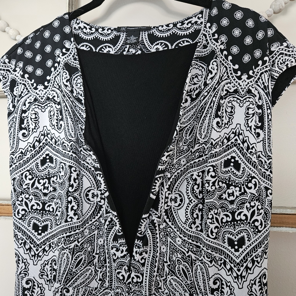 INC International Concepts Black and White Damask Patterned Dress Women's Large - Picture 3 of 5